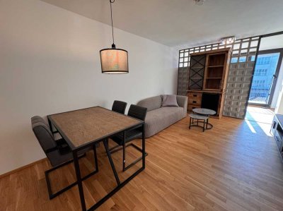 Preisgekrönte, komplett möblierte Luxuswohnung mit drei Schlafzimmern sucht ihre ersten Mieter
