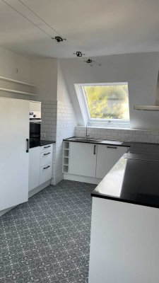 3,5 Zimmer Wohnung in S-Bahnnähe