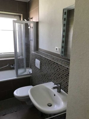 WWS- familienfreundliche EG-Wohnung mit Balkon