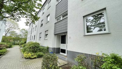 Renovierte 3,5 - Raum - ETW mit Wohnküche und Balkon in E- Katernberg !  *Frei ab 01.07.2027 !*