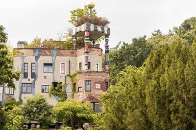 "Haus im Haus" mit 160 m² Dachgarten in einzigartigem Kunstensemble