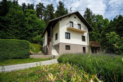 *Einfamilienhaus ***Familienglück*** in sonniger Ruhelage*