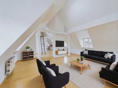 Verwirklichen Sie Ihren Wohntraum - potentialreiche Altbau Maisonette-Dachgeschosswohnung