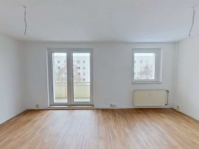 Schöne 3-Zimmer-Wohnung mit BALKON, EBK und viel Helligkeit