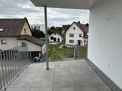Moderne 3,5-Zimmer-Neubauwohnung mit Balkon und Fußbodenheizung - Ab sofort verfügbar!