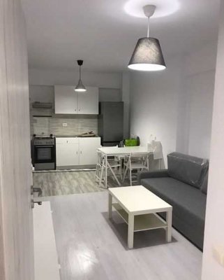 Freundliche und gepflegte 1,5-Raum-Wohnung mit Balkon und EBK in Zwickau