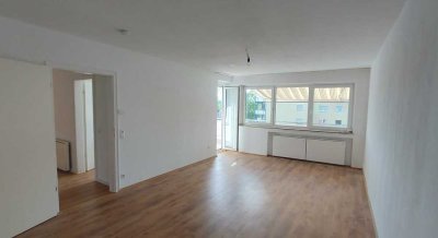 Eine hochwertige 3,5-Zimmer-Wohnung mit Balkon wartet auf Sie!