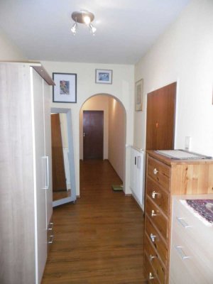 Knuffige 2 Zimmer Dachgeschosswohnung mit Balkon