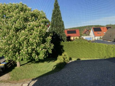 Schöne 3-Zimmer-Maisonette-Wohnung mit gehobener Innenausstattung mit Balkon und EBK in Dorfhain