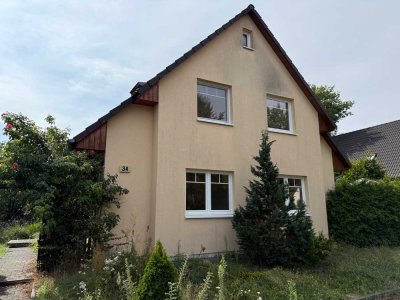 EG-Wohnung mit Terrasse, Garten und EBK!