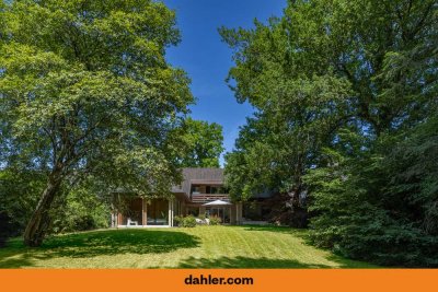 Repräsentative Waldrand-Villa auf parkähnlichem Anwesen! Hervorragende Anbindung an Düsseldorf!