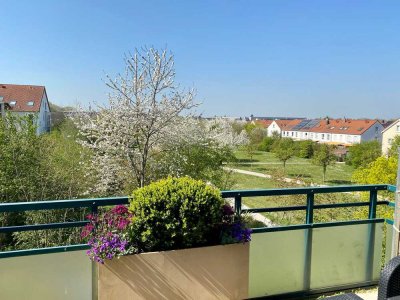 Gut vermietet, schöne 3-Zimmer Wohnung mit Balkon im 2. OG in Düsseldorf-Wittlaer