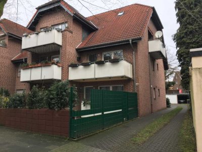 Freundliche 2-Zimmer-Wohnung mit Balkon und Einbauküche in Duisburg