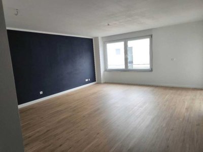 Exklusive 4-Raum-Wohnung mit Einbauküche in Gerlingen