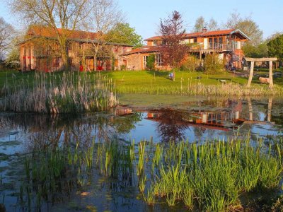Naturpark Lauenburgische Seen, Wohn- und Lebensprojekt mit Seminarhaus + 4 Wohnhäuser