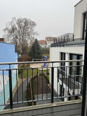 *Wohn(t)raum mit drei Zimmern und moderner Ausstattung*