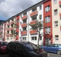 *ab  sofort* große Wohnküche, Balkon mit Weitblick, sep. Schlafzimmer