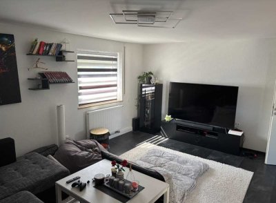 3,5 Zi Wohnung mit EBK und Kamin