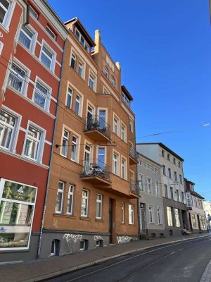Moderne 2-Raum-Wohnung mit Balkon in Citylage zu vermieten