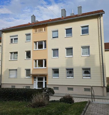 3-Zimmer-Eigentumswohnung mit sehr viel Potential in gepflegter Anlage in Grubweg - Passau