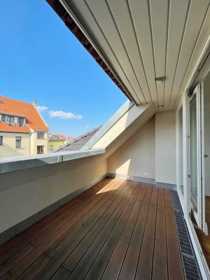 Sanierte 2-Zimmer-Dachgeschosswohnung mit sonniger Loggia - zur Kapitalanlage geeignet!
