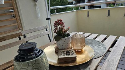 HN-OST  -  LIEBLINGSPLATZ MIT AUSBLICK GESUCHT? 4 Zimmer mit Charme und Eleganz
