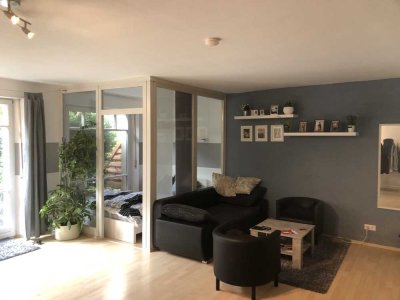 Charmante 1,5-Zimmer Wohnung mit  Garten-Terrasse in Augsburg Innenstadt