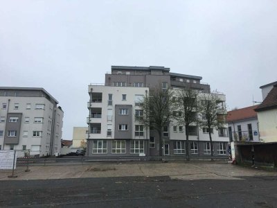 top attraktive ansprechende  Eigentumswohnung 3 ZKB mit Terrasse in zentraler Lage in Homburg-Saar