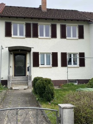 Preiswertes 4-Zimmer-Haus mit EBK in Villingen-Schwenningen