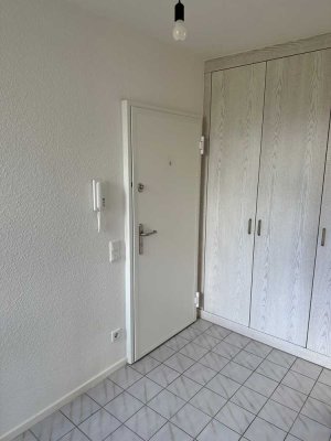 Grafenberg - helle, frisch renovierte und sanierte 4 Zimmer Wohnung