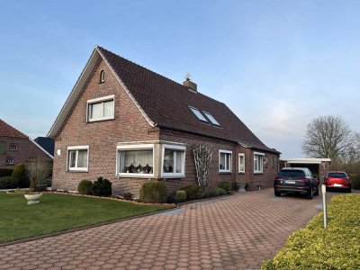 VERKAUFT - Charmantes Einfamilienhaus mit Garage und Wintergarten auf großem Grundstück