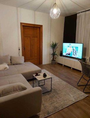 Möblierte 2-Zimmer Dachgeschosswohnung im Westen