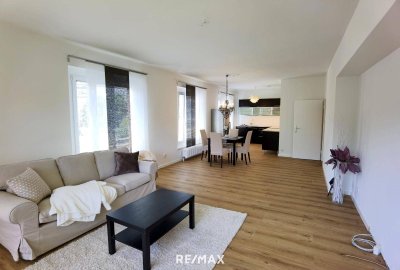 Exklusive 3-Zimmer-Wohnung mit Loggia &amp; Schlossparkblick – 98 m² Wohntraum im Zentrum von Bad Vöslau