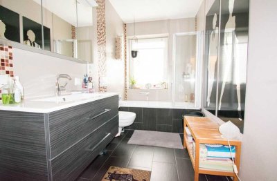 Provisionsfrei - Sanierte 4-Raum Wohnung Nähe Ostsee