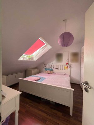 Gepflegte 3-Zimmer Dachgeschosswohnung in Dortmund-Wischlingenu