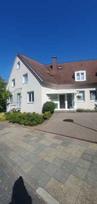 5 Zimmer - Wohnung am Galgenberg mit Gartenanteil und Einstellplatz