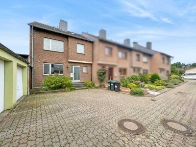 Reihenendhaus mit großem Grundstück in Rheinberg/Orsoyerberg