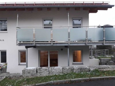 Schöne und neuwertige 7-Zimmer-Wohnung mit gehobener Innenausstattung mit EBK in Pfarrkirchen