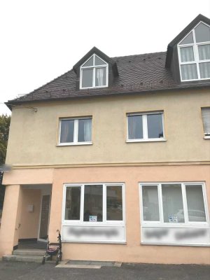 Charmantes Mehrfamilienhaus mit Gewerbeeinheit im Herzen von Amberg