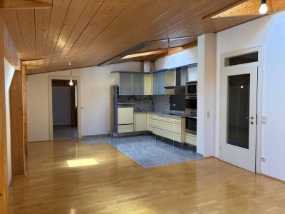 Gemütliche Dachgeschosswohnung an der Esplanade in Gmunden