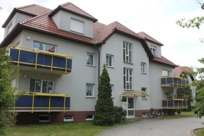 Schöne Dachgeschosswohnung im Grünen
