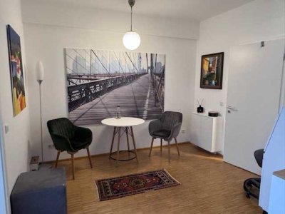 Schicke 2-Zimmer Wohnung im 1. OG mit Aufzug in Nürnberg St. Johannis