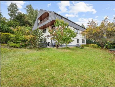 Helle 3ZKBWohnung mit großer Terrasse und Garten in Hilchenbach