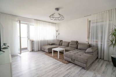 Katip I Top zentral, moderne 3 ZKB, Balkon, Lift, hell mit Blick über Augsburg!