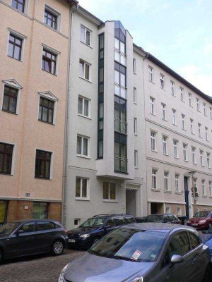Ideale 2-Raumwohnung mit Einbauküche im Charlottenviertel