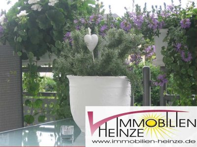 # Moderne 3-Zimmer-WE mit Balkon, Garten und Einzelgarage!