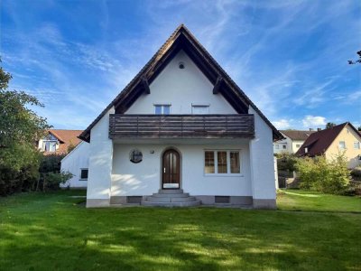 Einladendes EFH mit großem Garten und Wintergarten in ruhiger Lage von Aichach-Unterwittelsbach