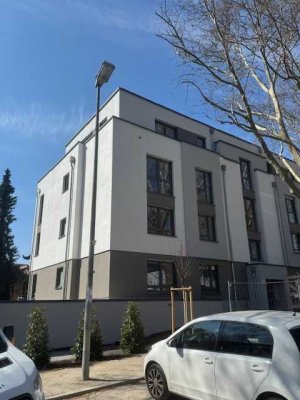 *Neubau-Erstbezug* 3-Zi-Whg. modern, komfortabel, hell