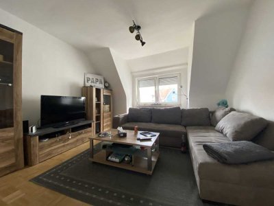 Gemütliche 2-Zimmer-Dachgeschoss-Wohnung im Zentrum von Neustadt/WN zu vermieten!