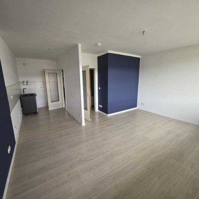 Vermietete 1-Zimmer-Wohnung mit sonnigem Balkon und Aufzug